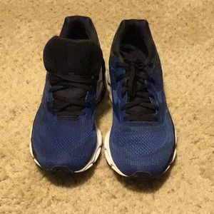 Men’s Running Shoes